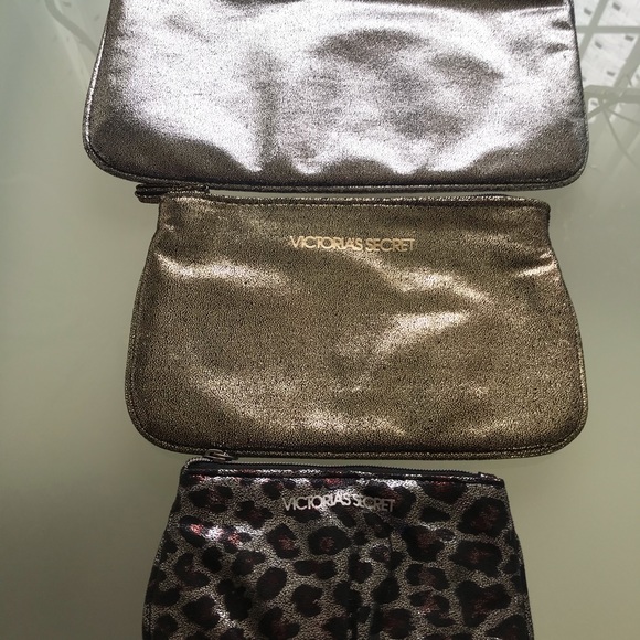 Victoria’s Secret cosmetics cases - Picture 2 of 5